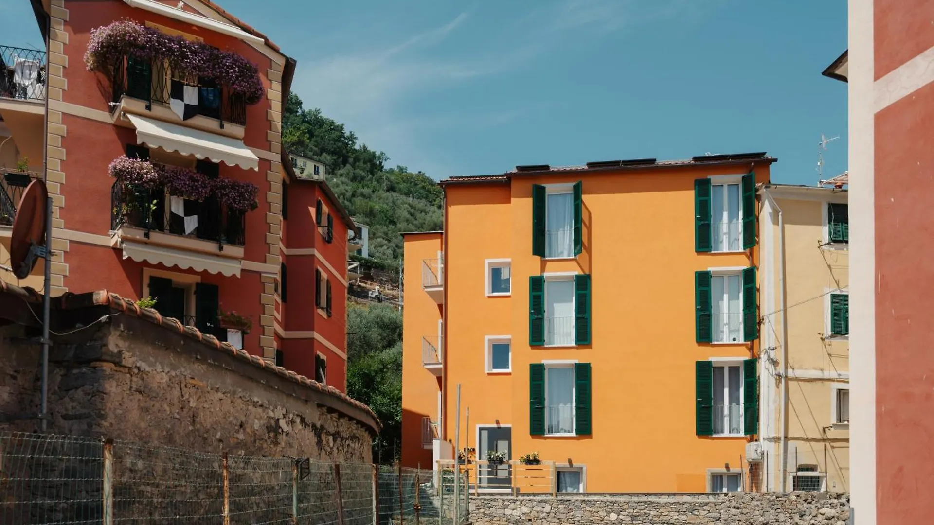 Apartment Cadamare Charming Rooms In Portovenere La Spezia